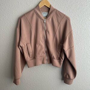Abercrombie YPB Willow NeoKnit cropped taupe‎ zip up bomber active jacket